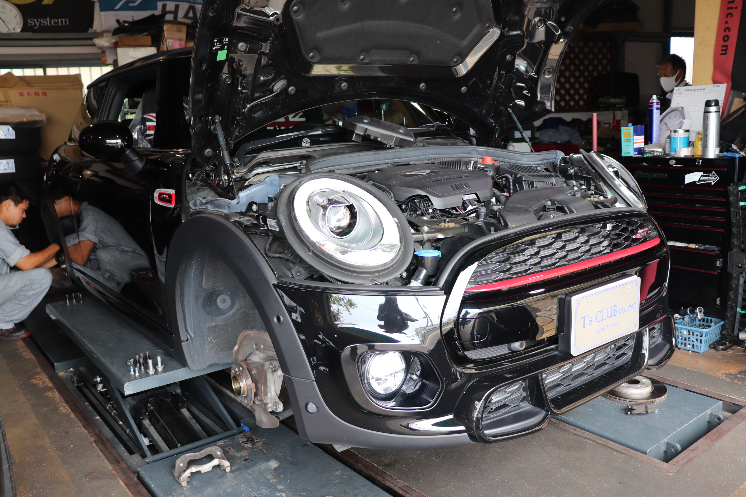 BMWミニ クーパーSD JCWパッケージF56×JCW